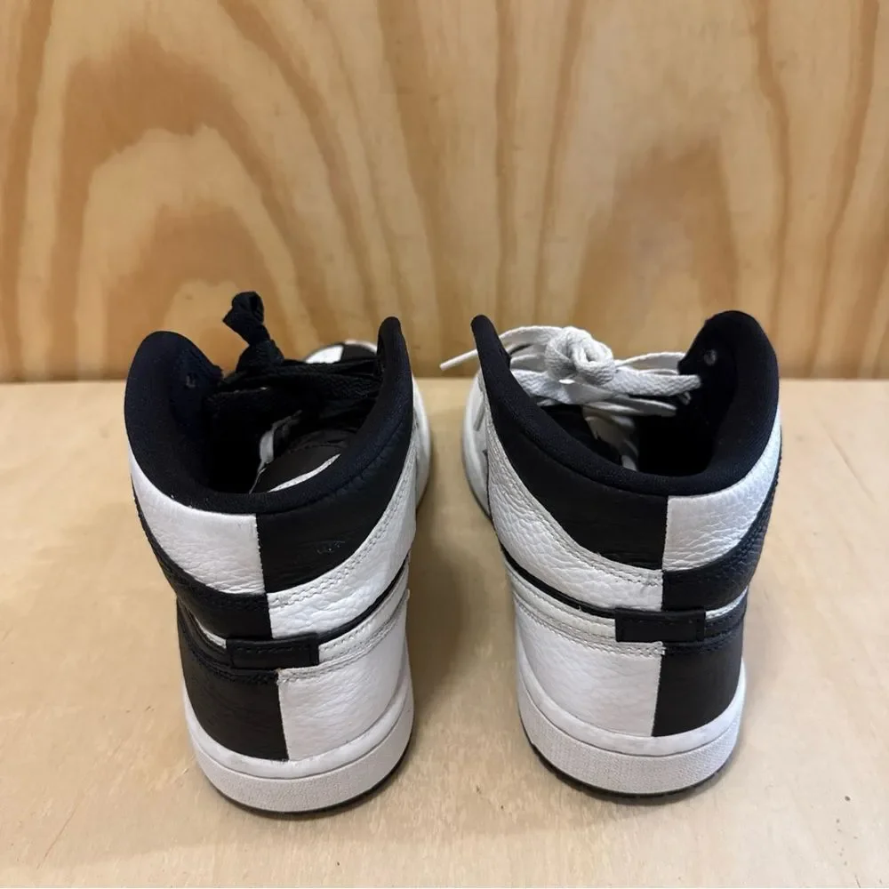 WMNS Nike Air Jordan 1 Mid SE Homage Split Size 8 White Black DR0501-101